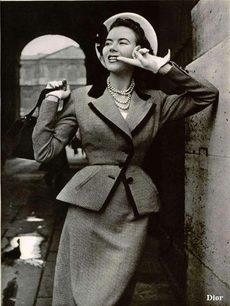 The 1950's 🐩 #1950s #50s #history #fashion #Dior #Chanel